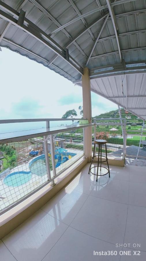 Pojok Kahyangan Homestay And Cabin Kejajar Eksteriør bilde