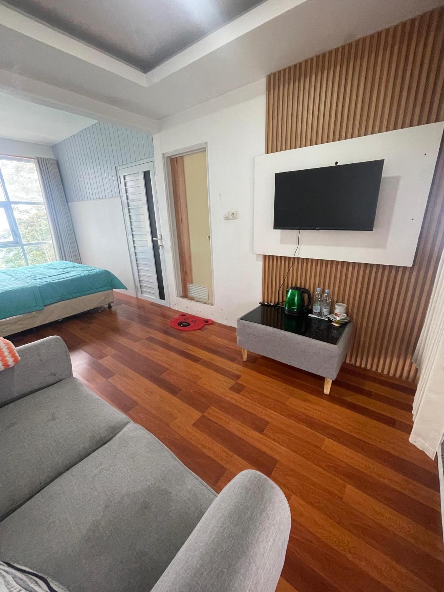 Pojok Kahyangan Homestay And Cabin Kejajar Eksteriør bilde