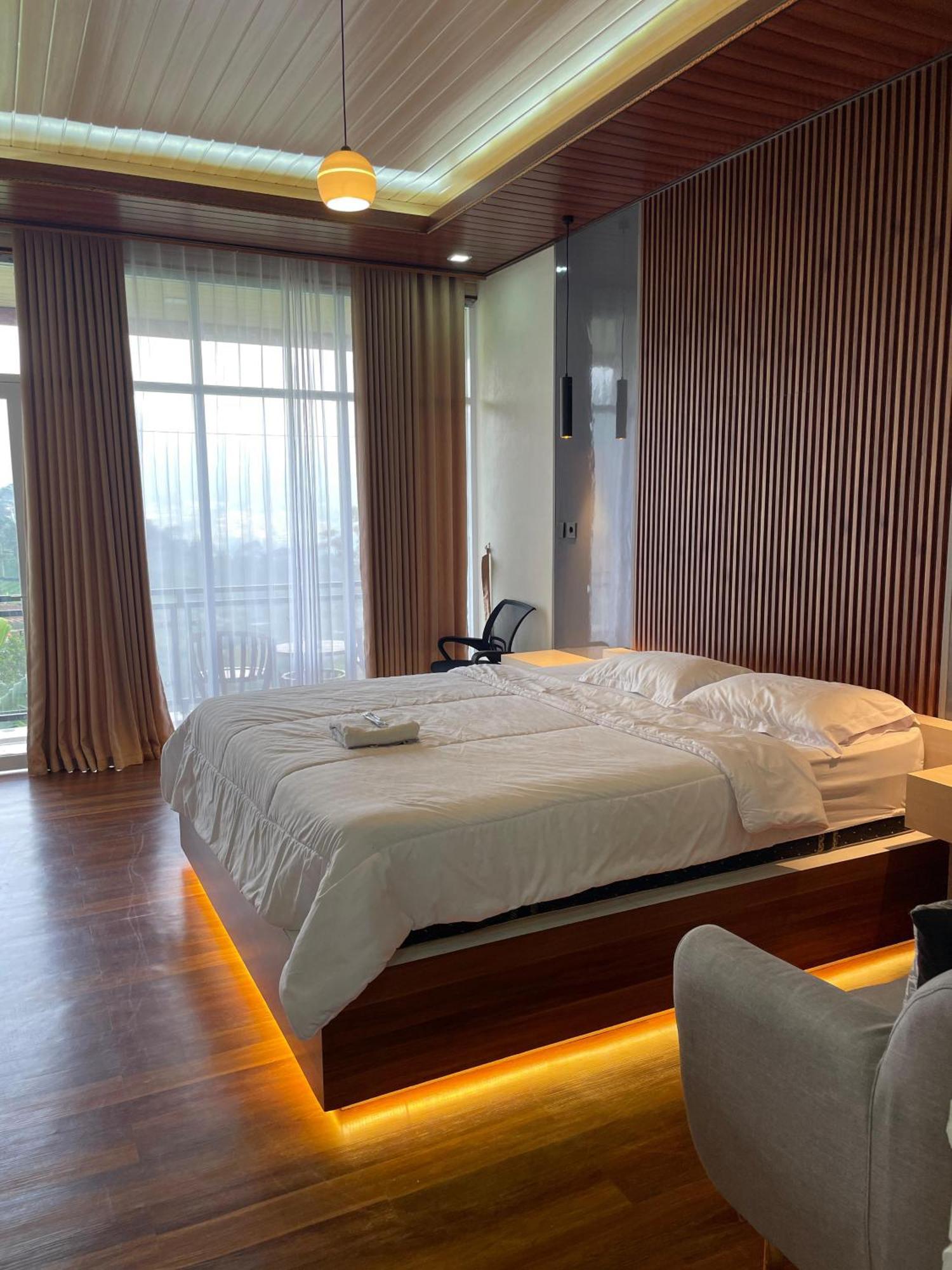 Pojok Kahyangan Homestay And Cabin Kejajar Eksteriør bilde